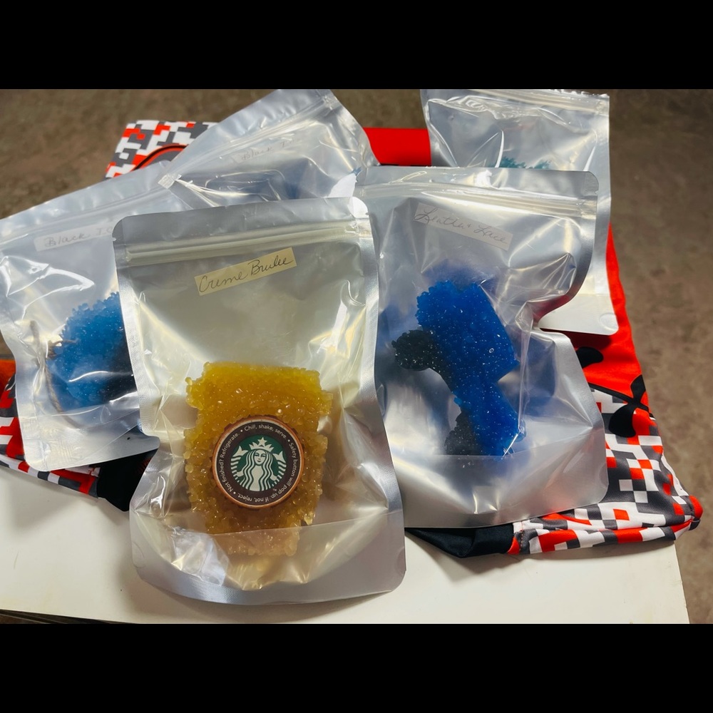 Car air vent clip freshies. Selling all together!